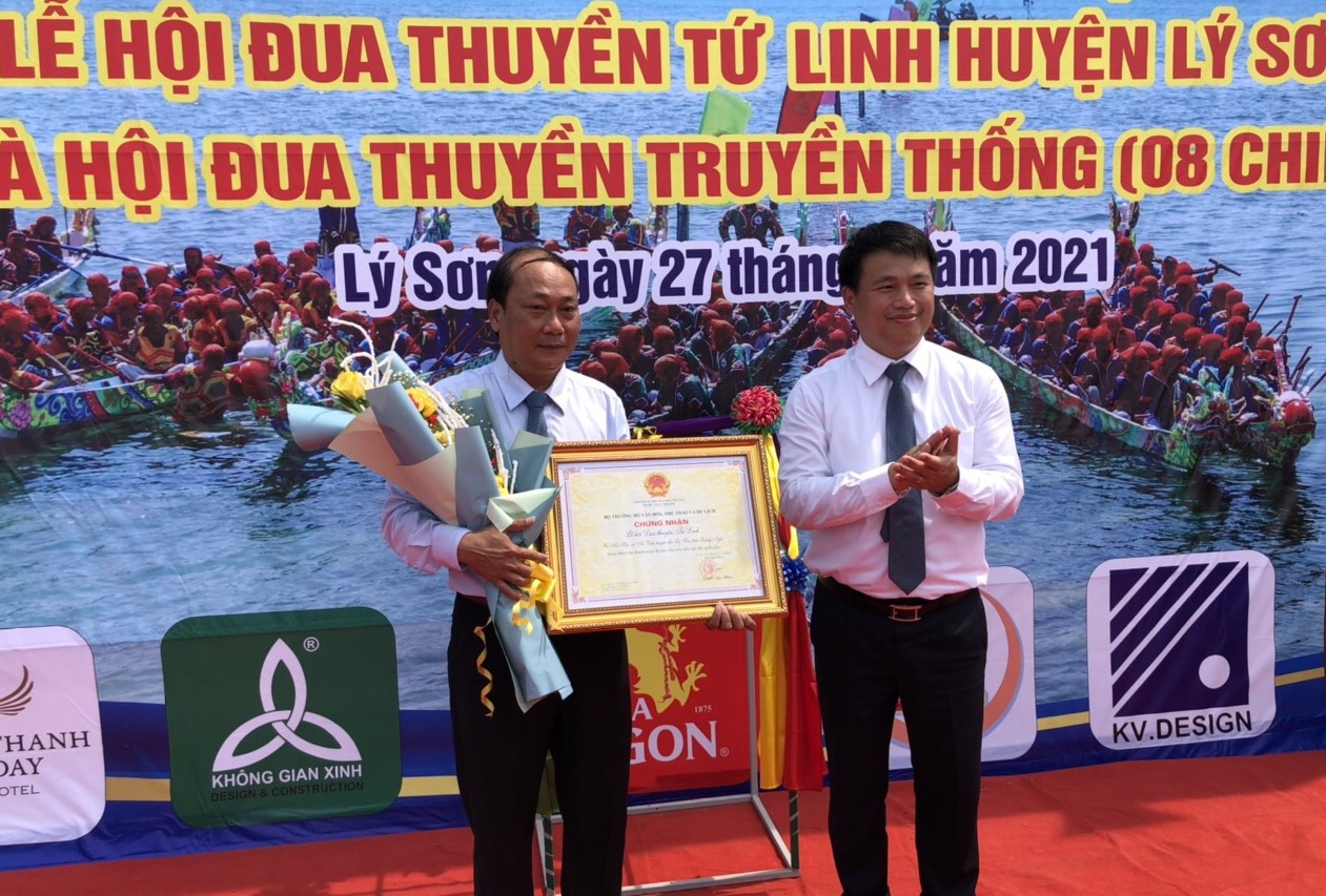 Công[-]nhận[-]Di[-]sản[-]văn[-]hóa[-]phi[-]vật[-]thể[-]quốc[-]gia[-]Lễ[-]hội[-]đua[-]thuyền[-]Tứ[-]linh